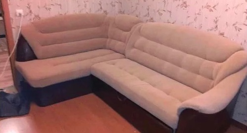Перетяжка углового дивана. Петровск